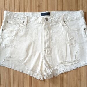 Aeropostale Boyfriend Shorts Women's Distressed White Jean Shorts, Size 18, NWOT